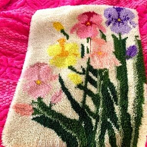 Vintage-Beautiful flower tapestry